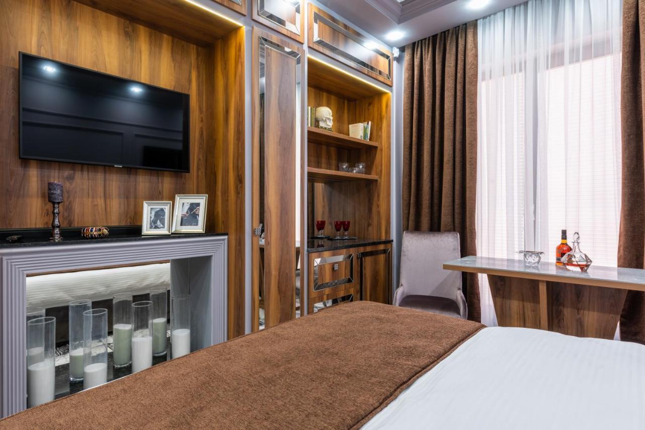 Mr Grey Boutique Hotel Odessa Exteriör bild