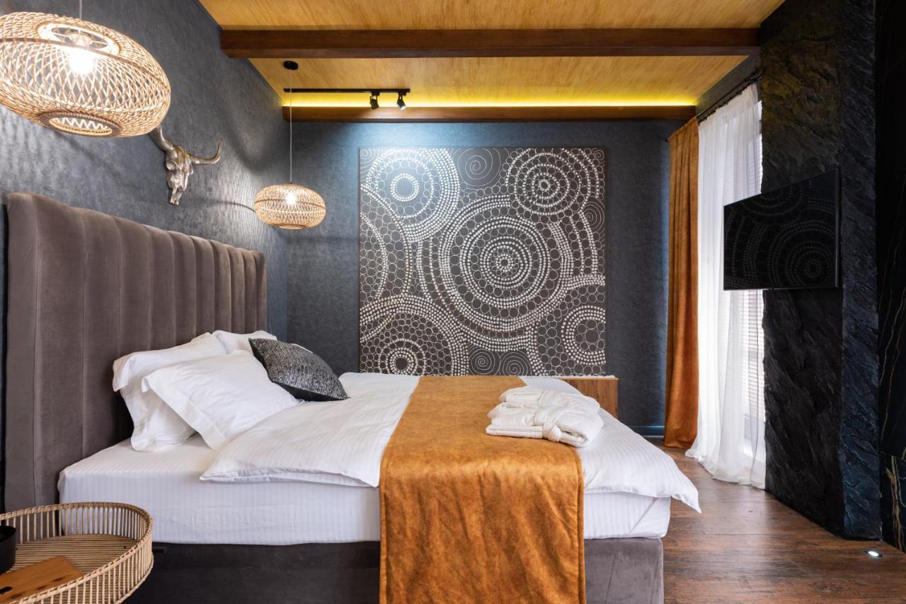Mr Grey Boutique Hotel Odessa Exteriör bild