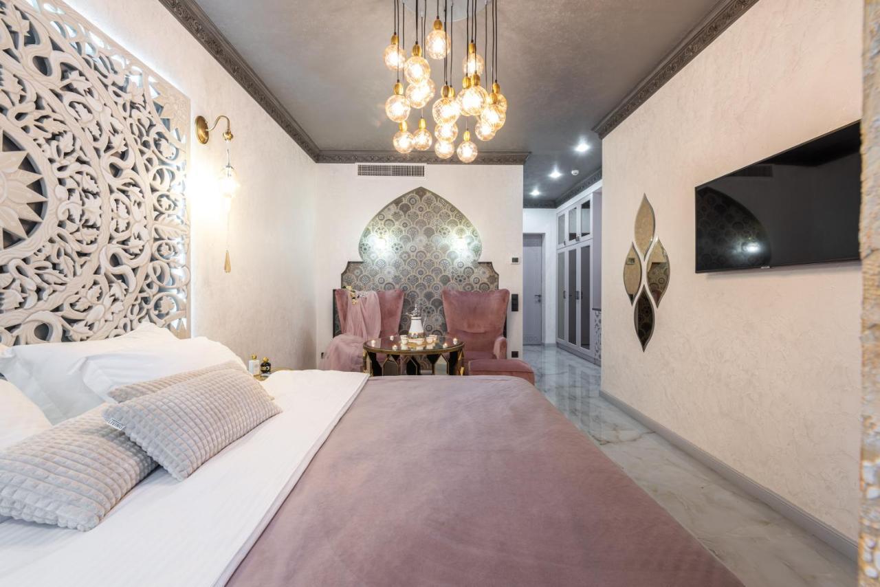 Mr Grey Boutique Hotel Odessa Exteriör bild