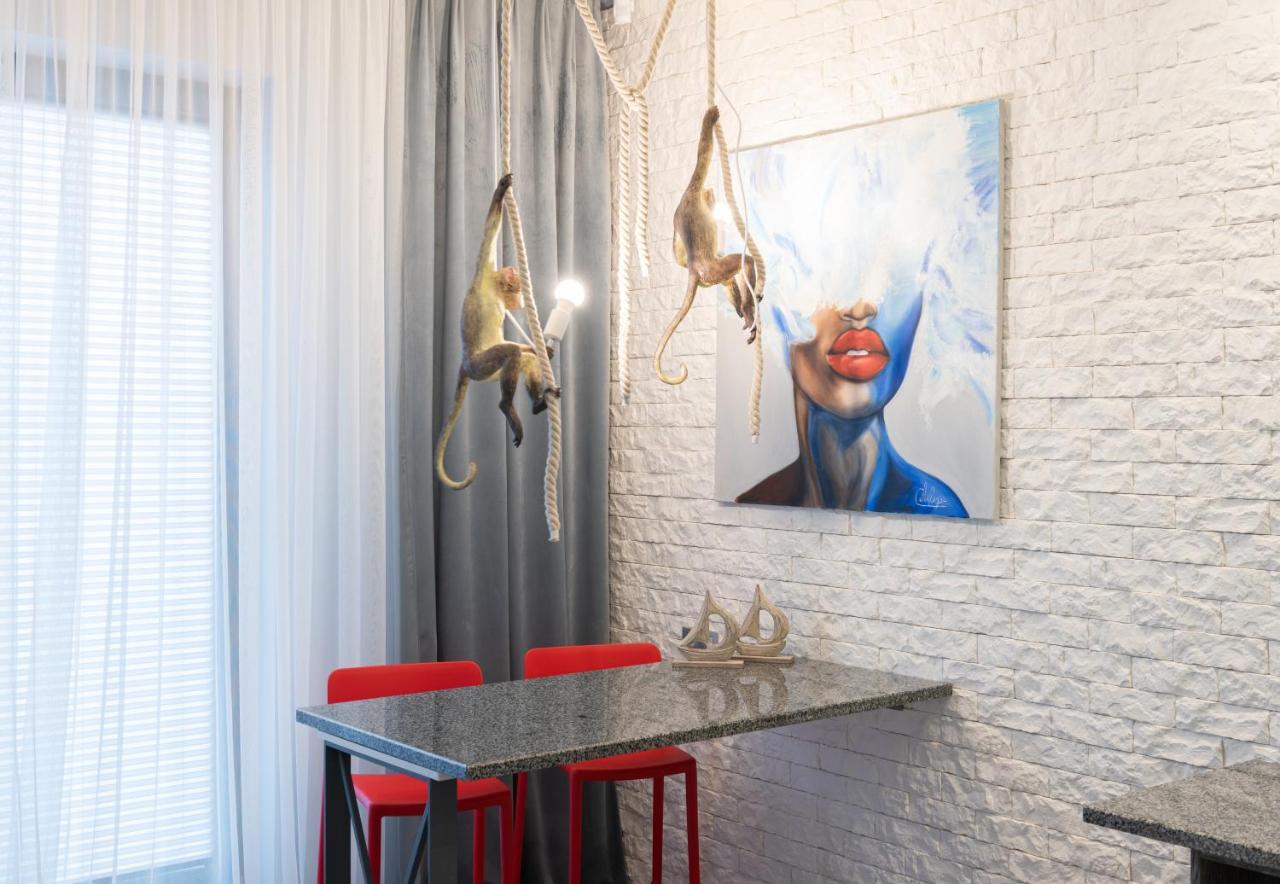 Mr Grey Boutique Hotel Odessa Exteriör bild