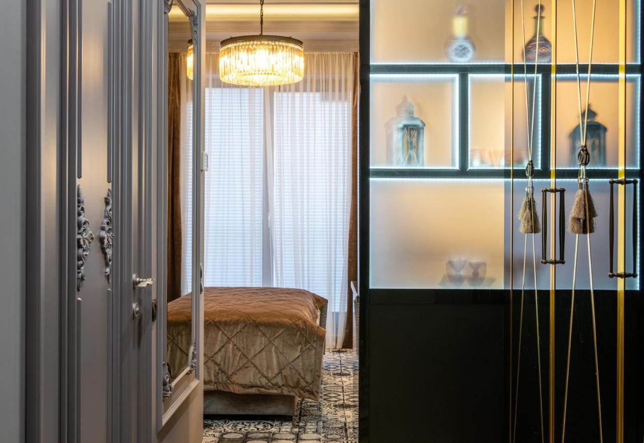 Mr Grey Boutique Hotel Odessa Exteriör bild