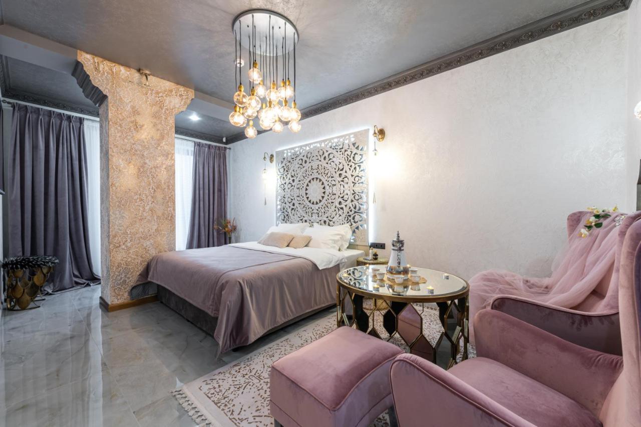 Mr Grey Boutique Hotel Odessa Exteriör bild