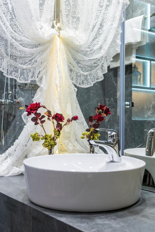 Mr Grey Boutique Hotel Odessa Exteriör bild