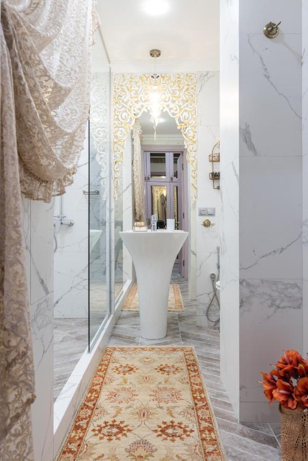 Mr Grey Boutique Hotel Odessa Exteriör bild