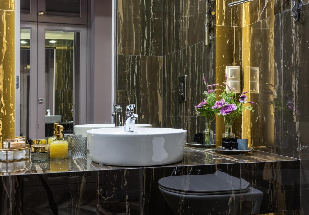 Mr Grey Boutique Hotel Odessa Exteriör bild