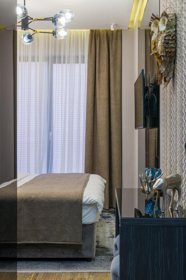 Mr Grey Boutique Hotel Odessa Exteriör bild